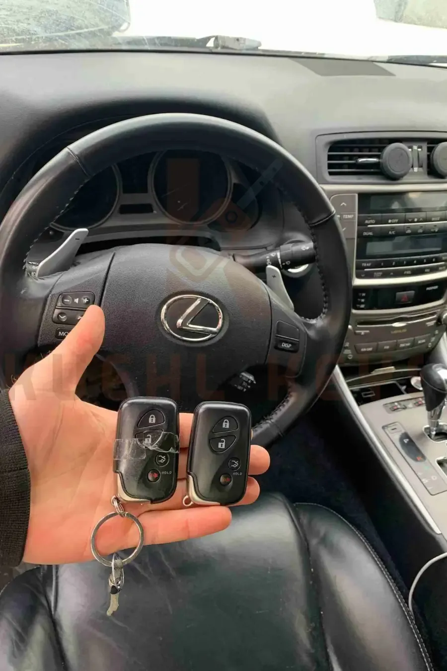 mobile-lexus-key-replacement-in-phoenix